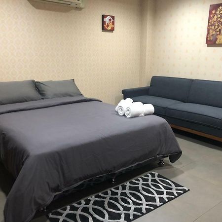 Rooftop Room Pak Kret Esterno foto